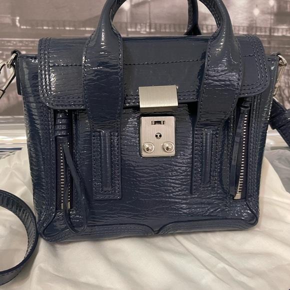 Phillip Lim Navy Patent Mini Pashli - Picture 2 of 8